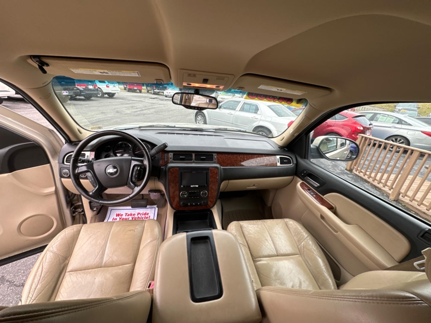 2007 Gold Chevrolet Suburban LS 1500 4WD (3GNFK163X7G) with an 5.3L V8 OHV 16V FFV engine, 4-Speed Automatic Overdrive transmission, located at 5700 Curlew Drive, Norfolk, VA, 23502, (757) 455-6330, 36.841885, -76.209412 - Photo#6